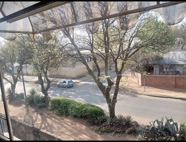 3 BEDROOM SECTIONAL TITLE FOR SALE IN BERTON PARK